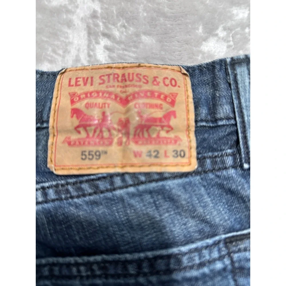 Levis 559 Cropped Denim Blue Jeans Men Size W42 x L 30 (21.5